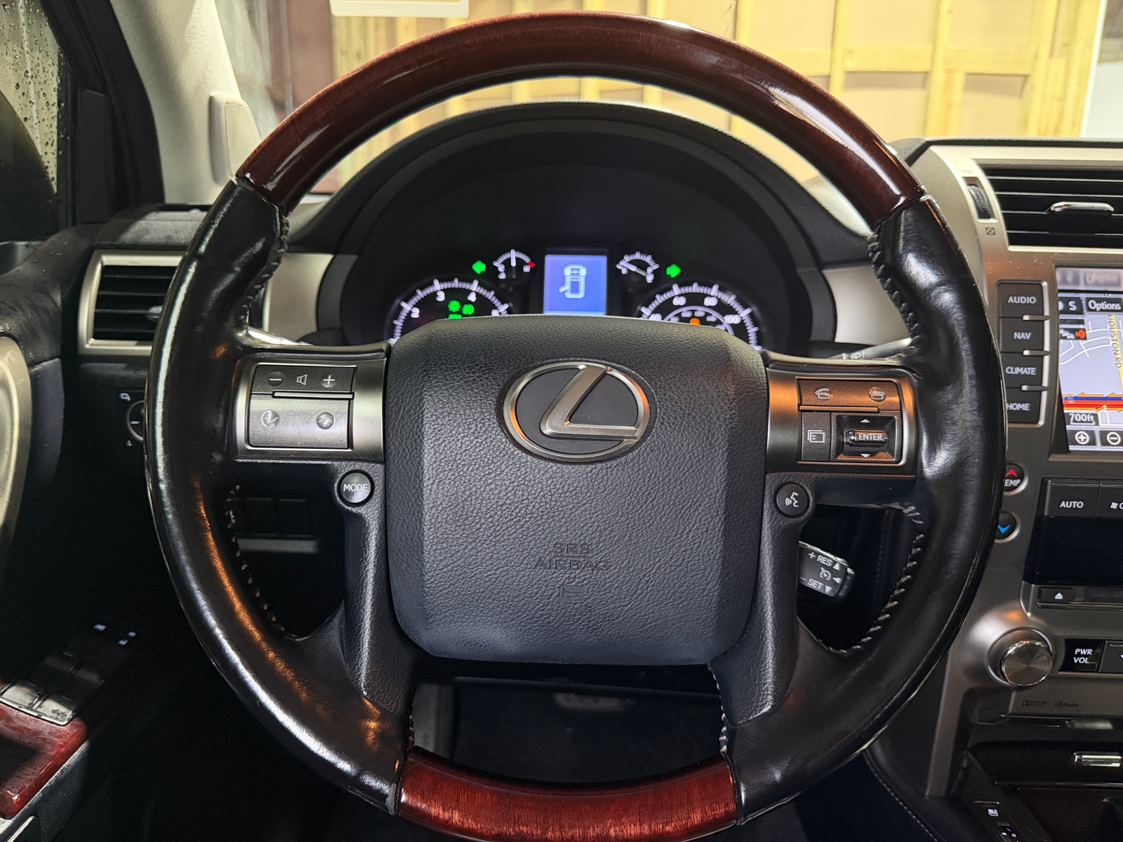 Thumbnail: 2017 Lexus GX - 4