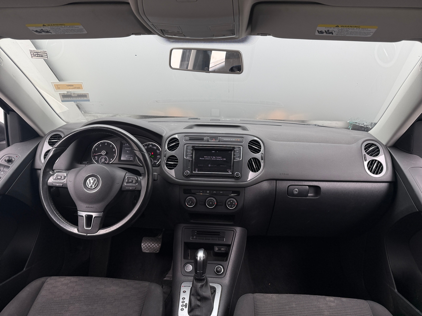 Thumbnail: 2017 Volkswagen Tiguan - 3