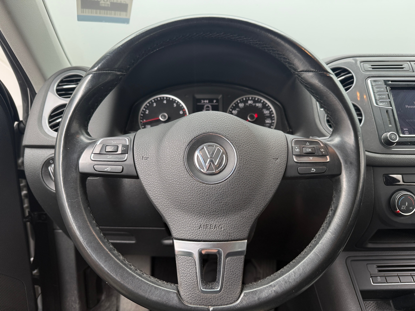 Thumbnail: 2017 Volkswagen Tiguan - 5