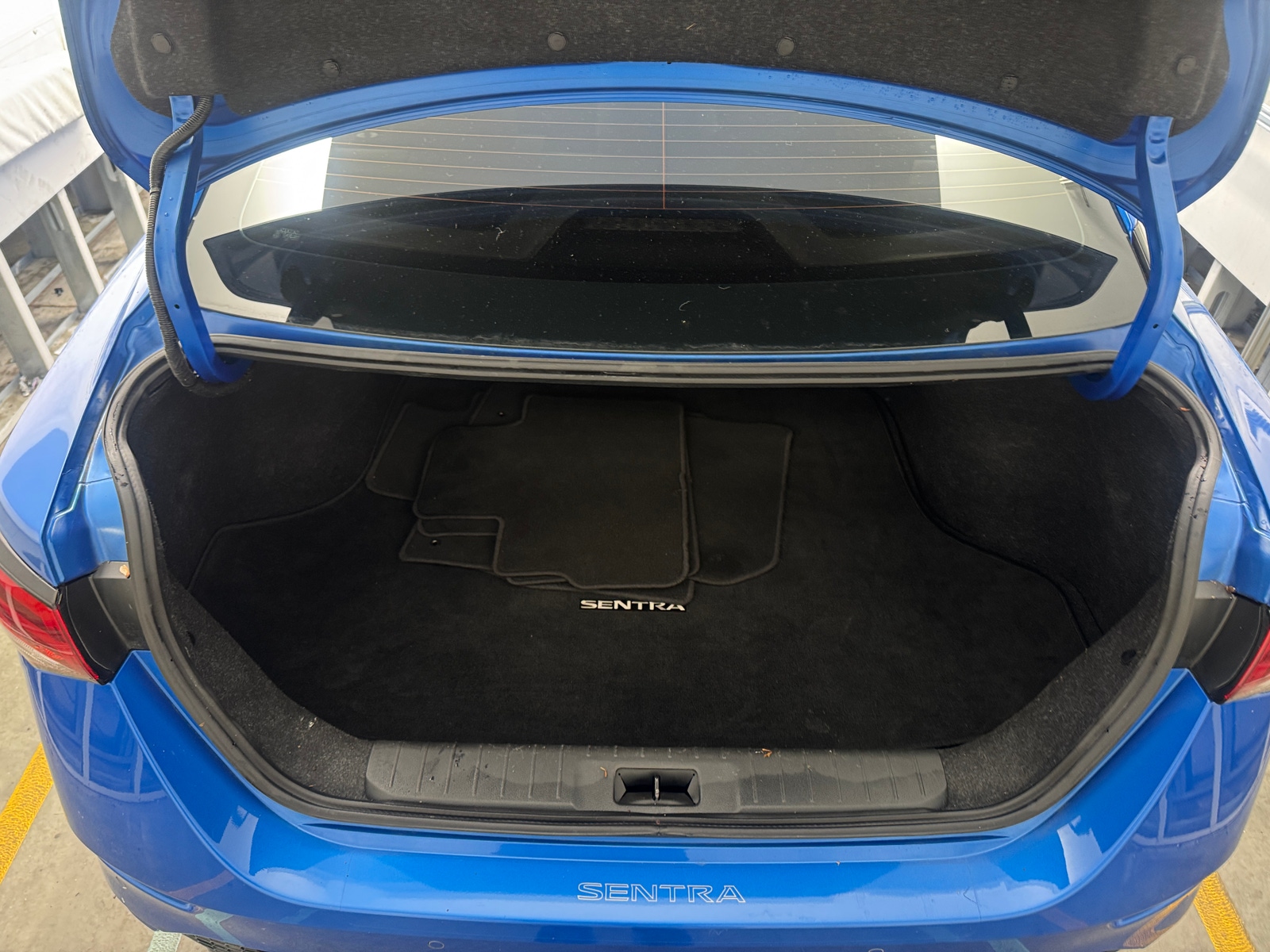 Thumbnail: 2020 Nissan Sentra - 7