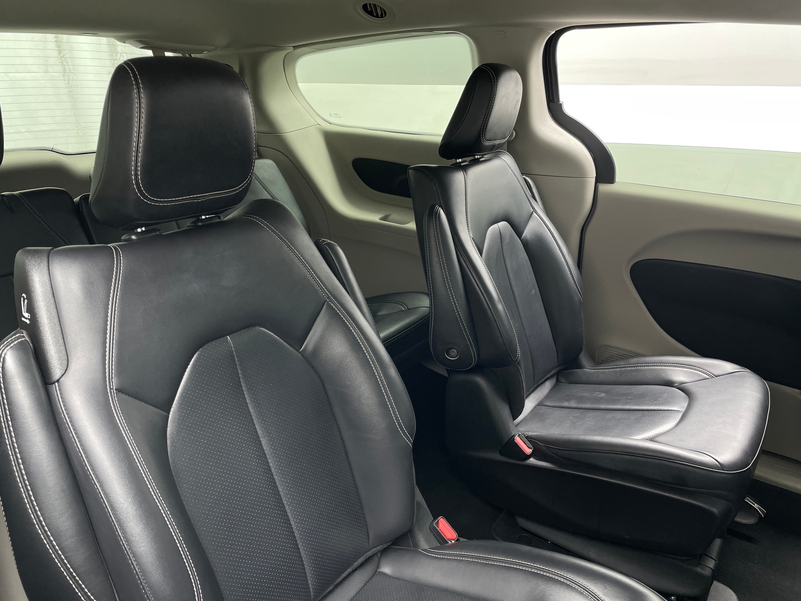 Thumbnail: 2024 Chrysler Pacifica - 5