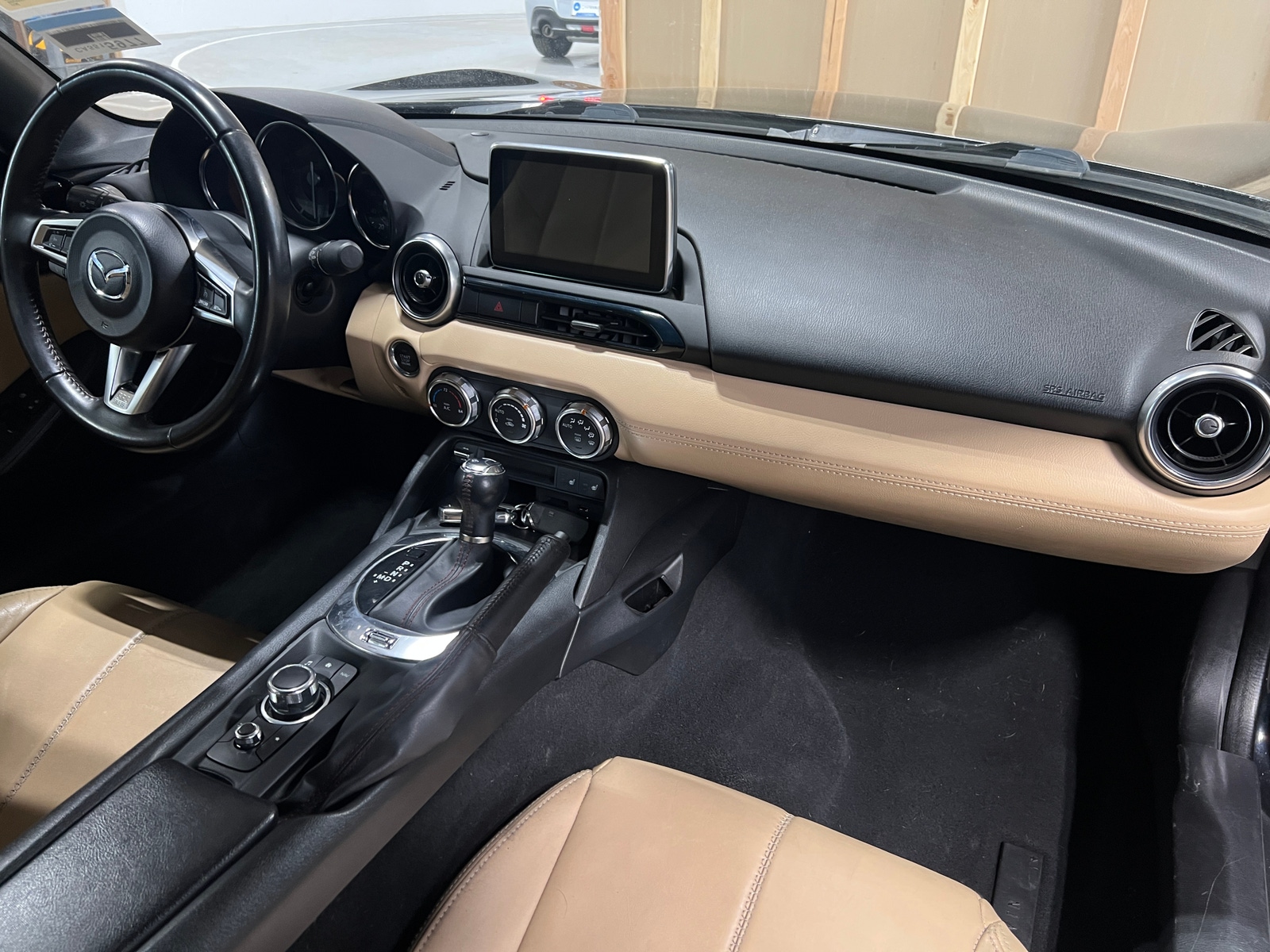 Thumbnail: 2017 Mazda MX-5 Miata - 2