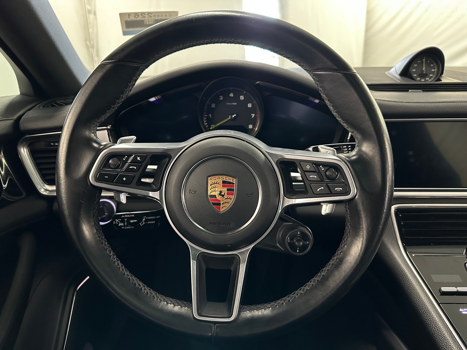 Thumbnail: 2018 Porsche Panamera - 4
