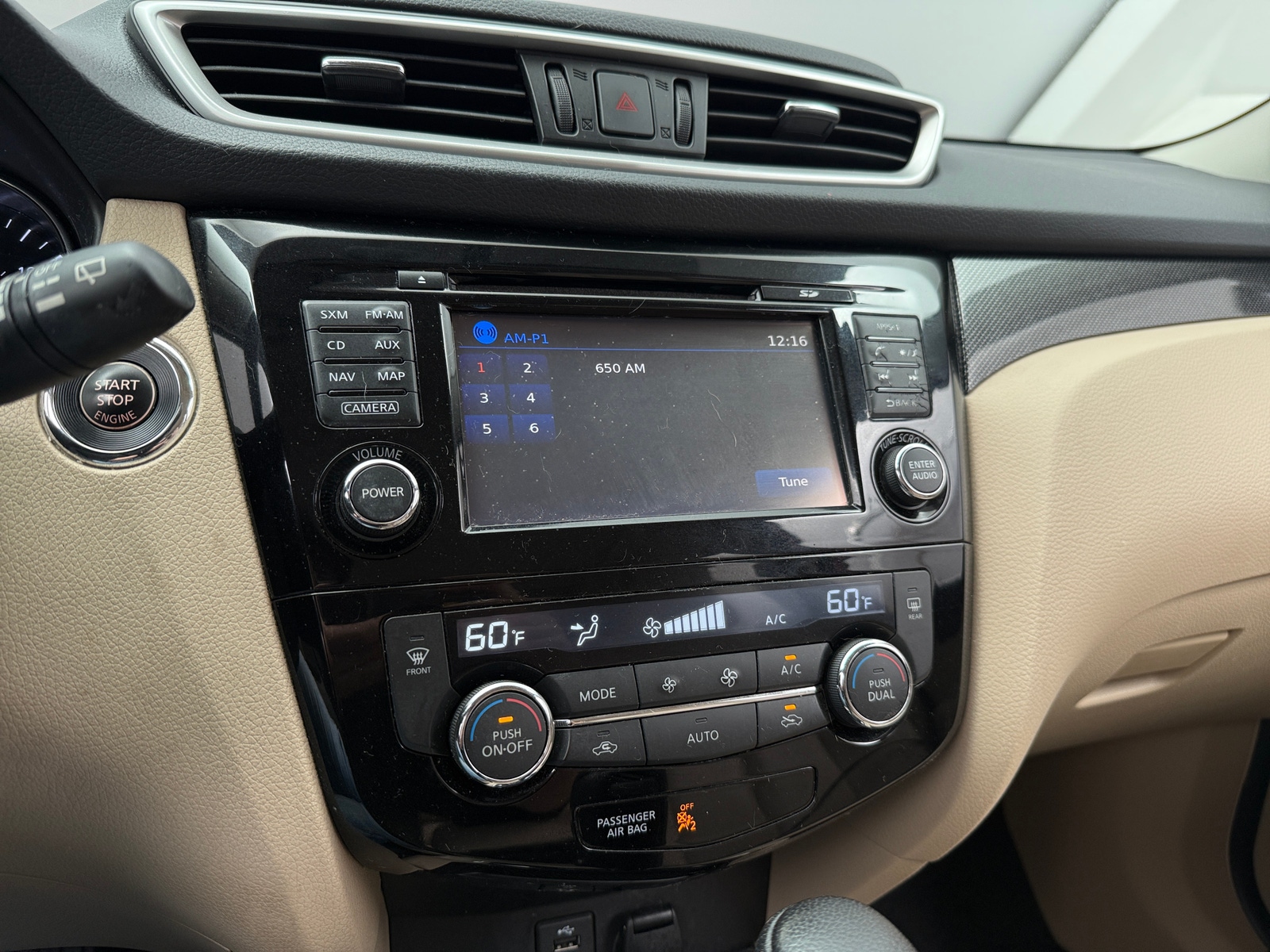 Thumbnail: 2016 Nissan Rogue - 3