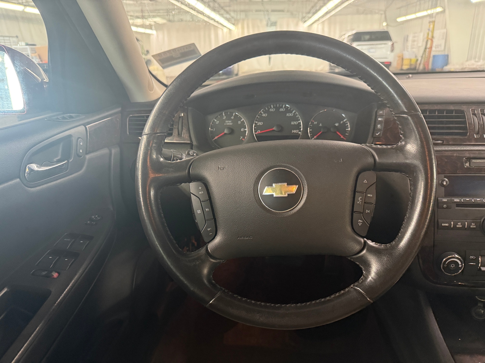 Thumbnail: 2014 Chevrolet Impala - 5