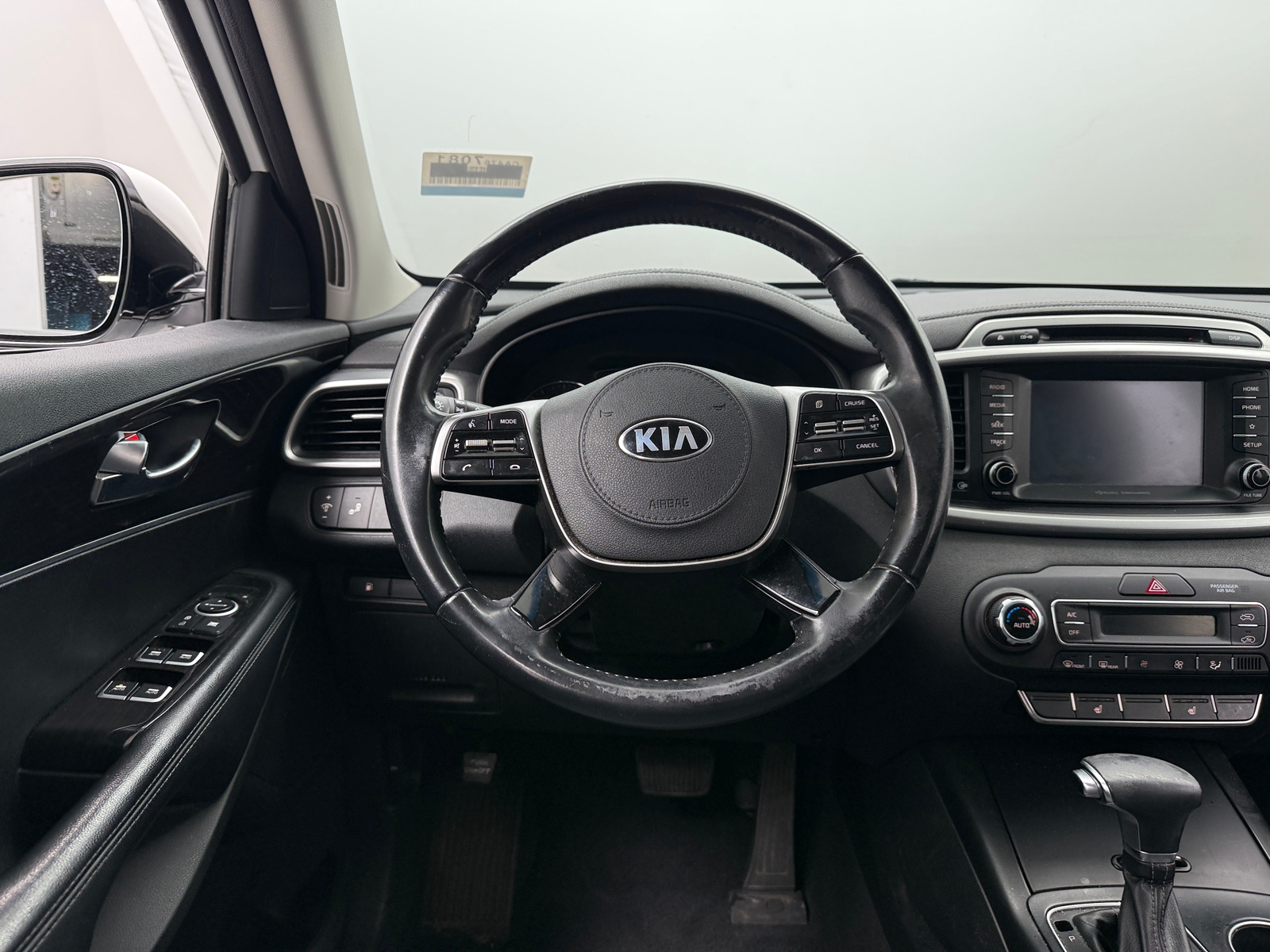 Thumbnail: 2019 Kia Sorento - 5