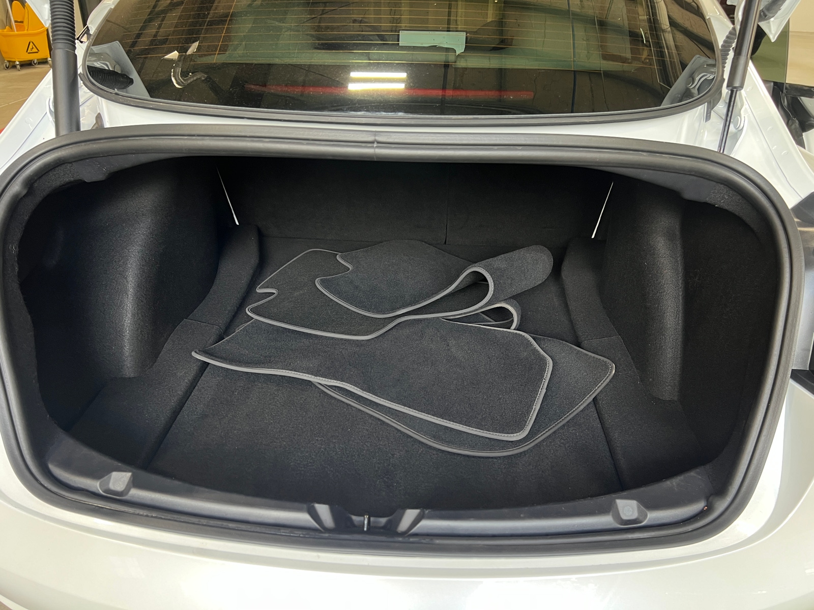 Thumbnail: 2022 Tesla Model 3 - 6