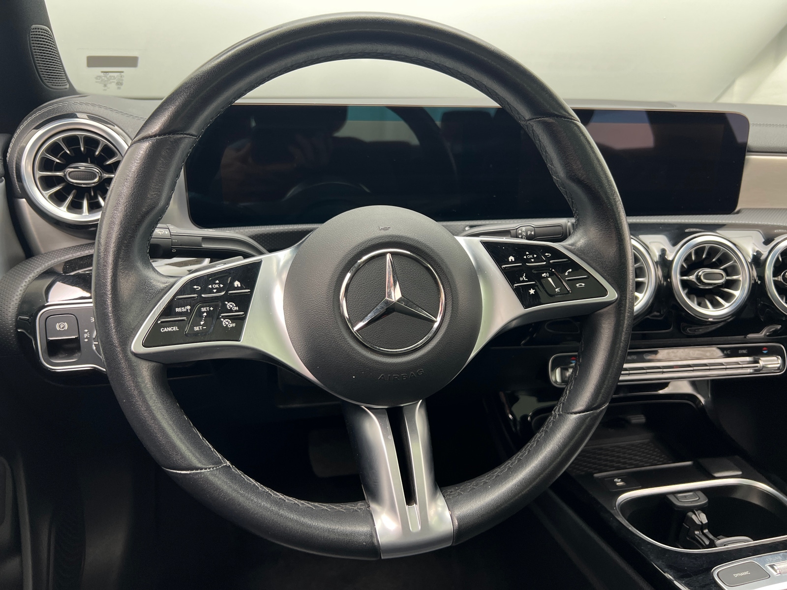 Thumbnail: 2025 Mercedes-Benz CLA - 4