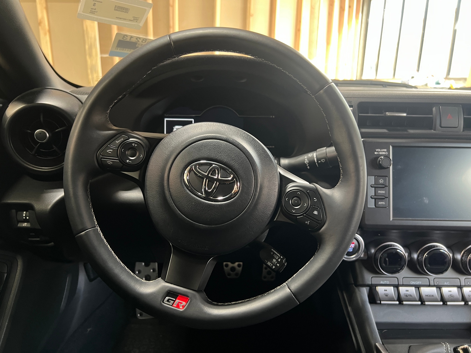 Thumbnail: 2025 Toyota GR86 - 4