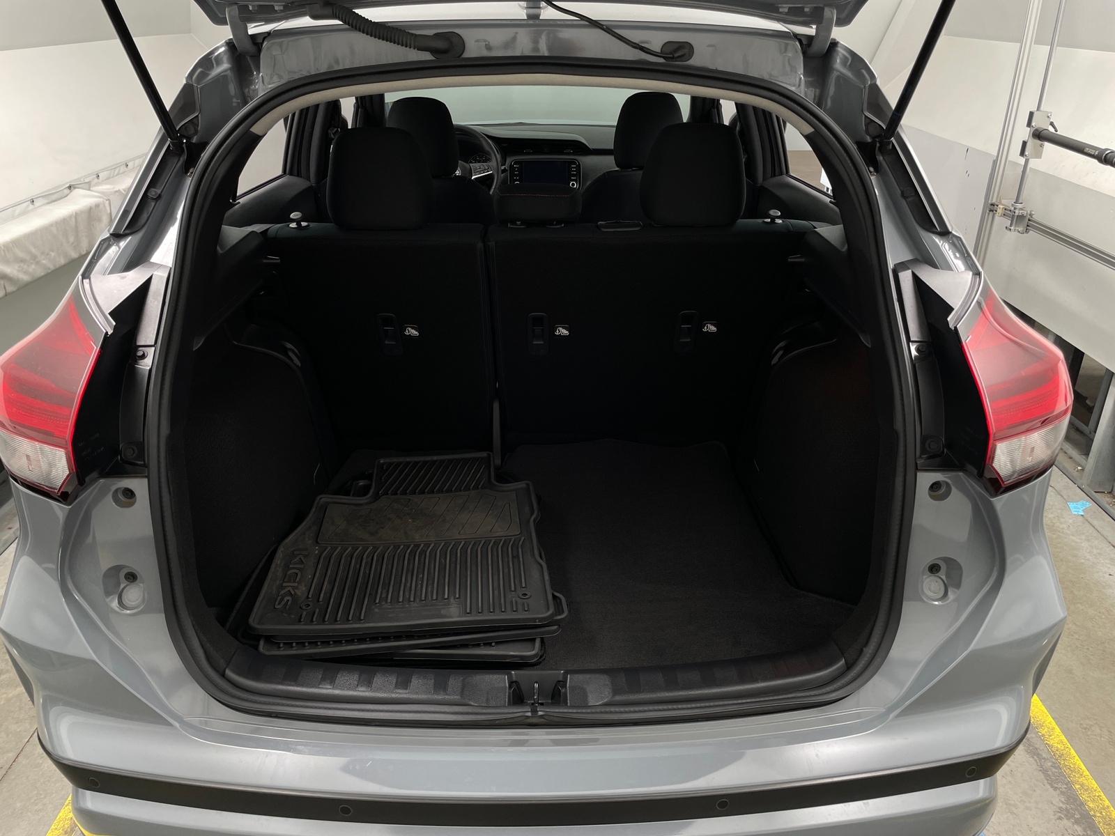 Thumbnail: 2024 Nissan Kicks - 7