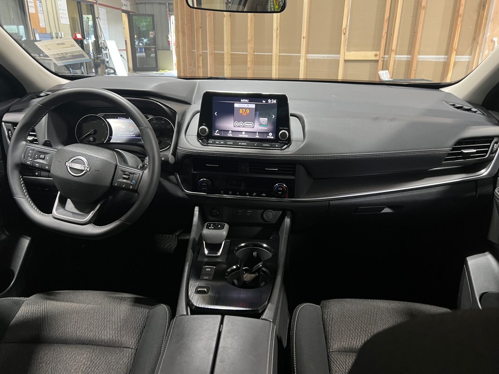 Thumbnail: 2025 Nissan Rogue - 3