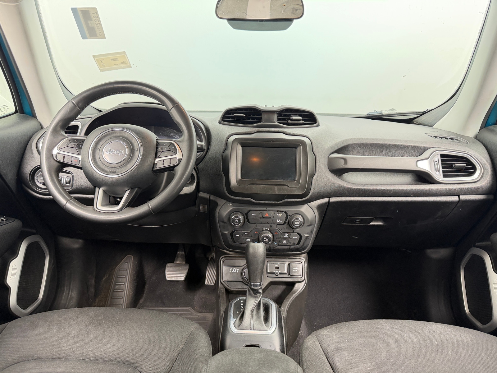 Thumbnail: 2021 Jeep Renegade - 3