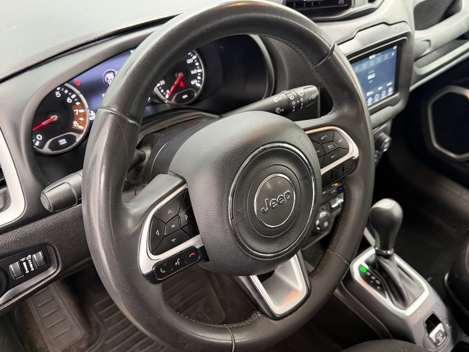 Thumbnail: 2021 Jeep Renegade - 5