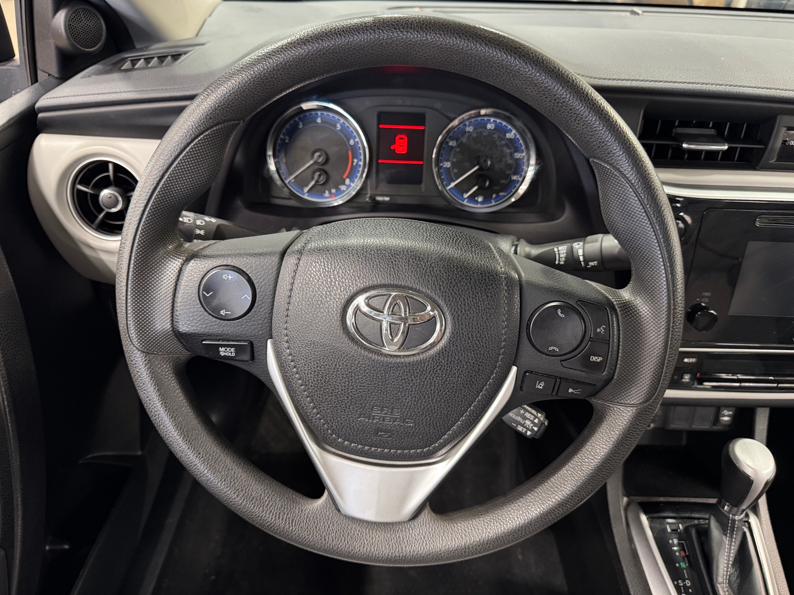 Thumbnail: 2018 Toyota Corolla - 5