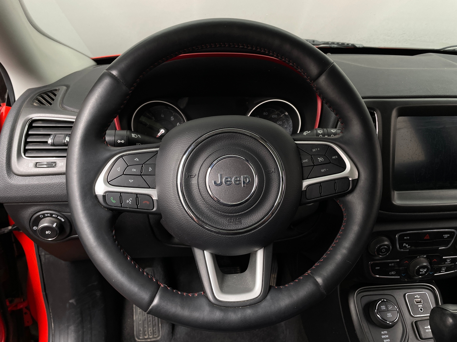 Thumbnail: 2018 Jeep Compass - 4