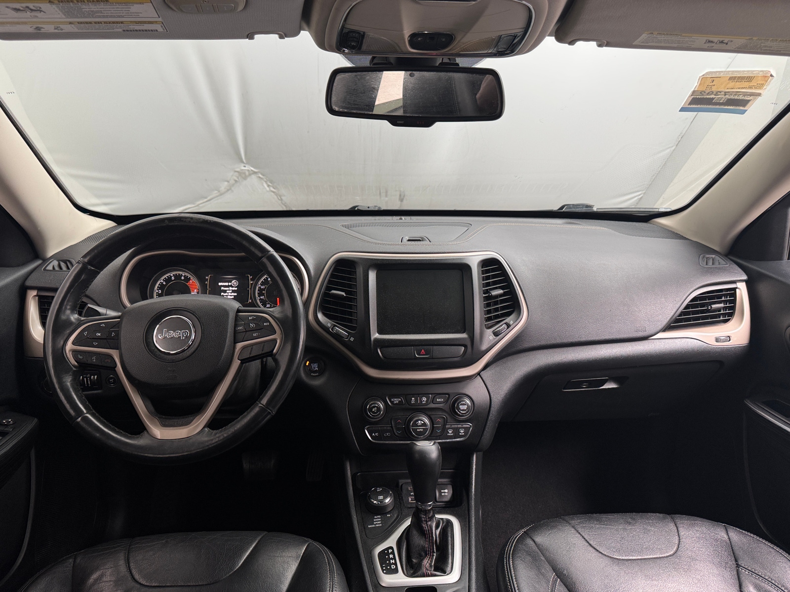 Thumbnail: 2016 Jeep Cherokee - 3