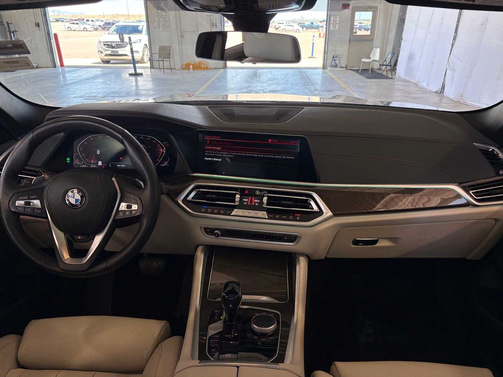 Thumbnail: 2022 BMW X6 - 2