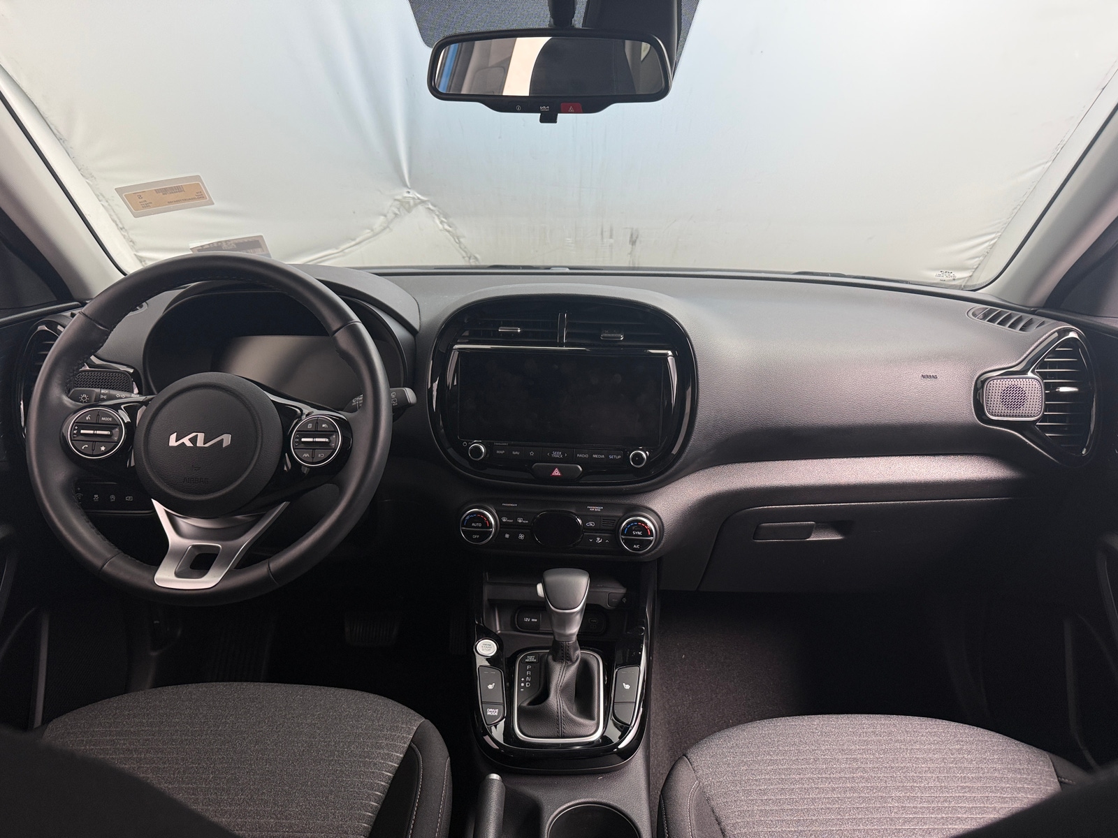 Thumbnail: 2023 Kia Soul - 3