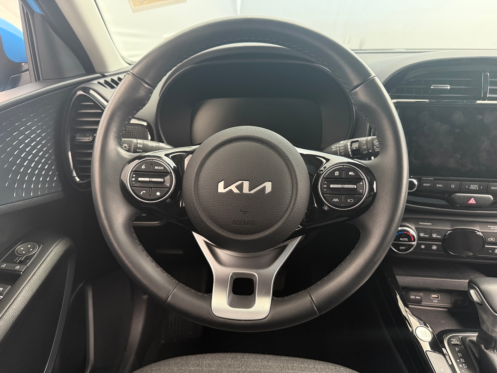 Thumbnail: 2023 Kia Soul - 5