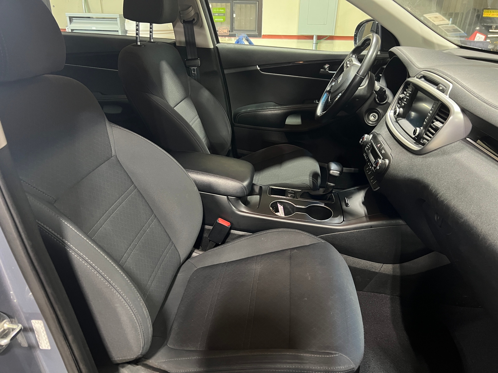 Thumbnail: 2019 Kia Sorento - 2