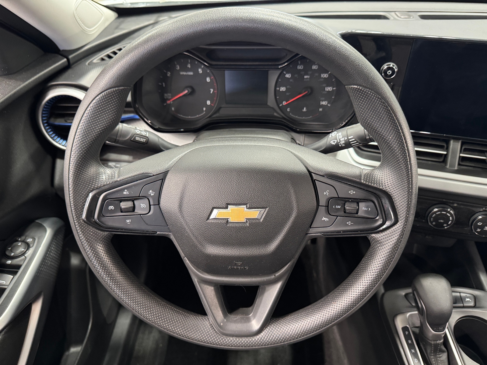 Thumbnail: 2024 Chevrolet Trax - 5