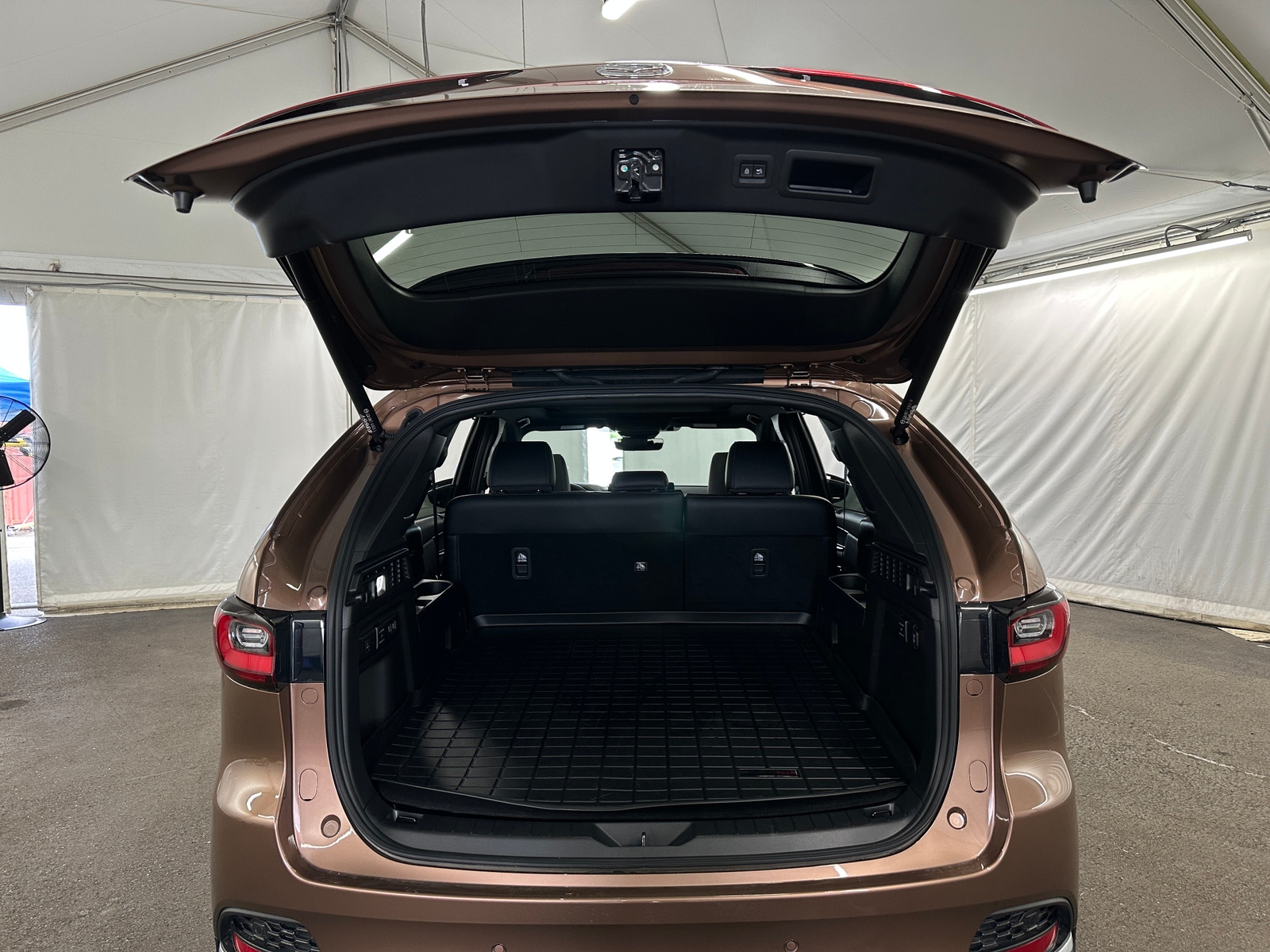 Thumbnail: 2025 Mazda CX-70 - 6