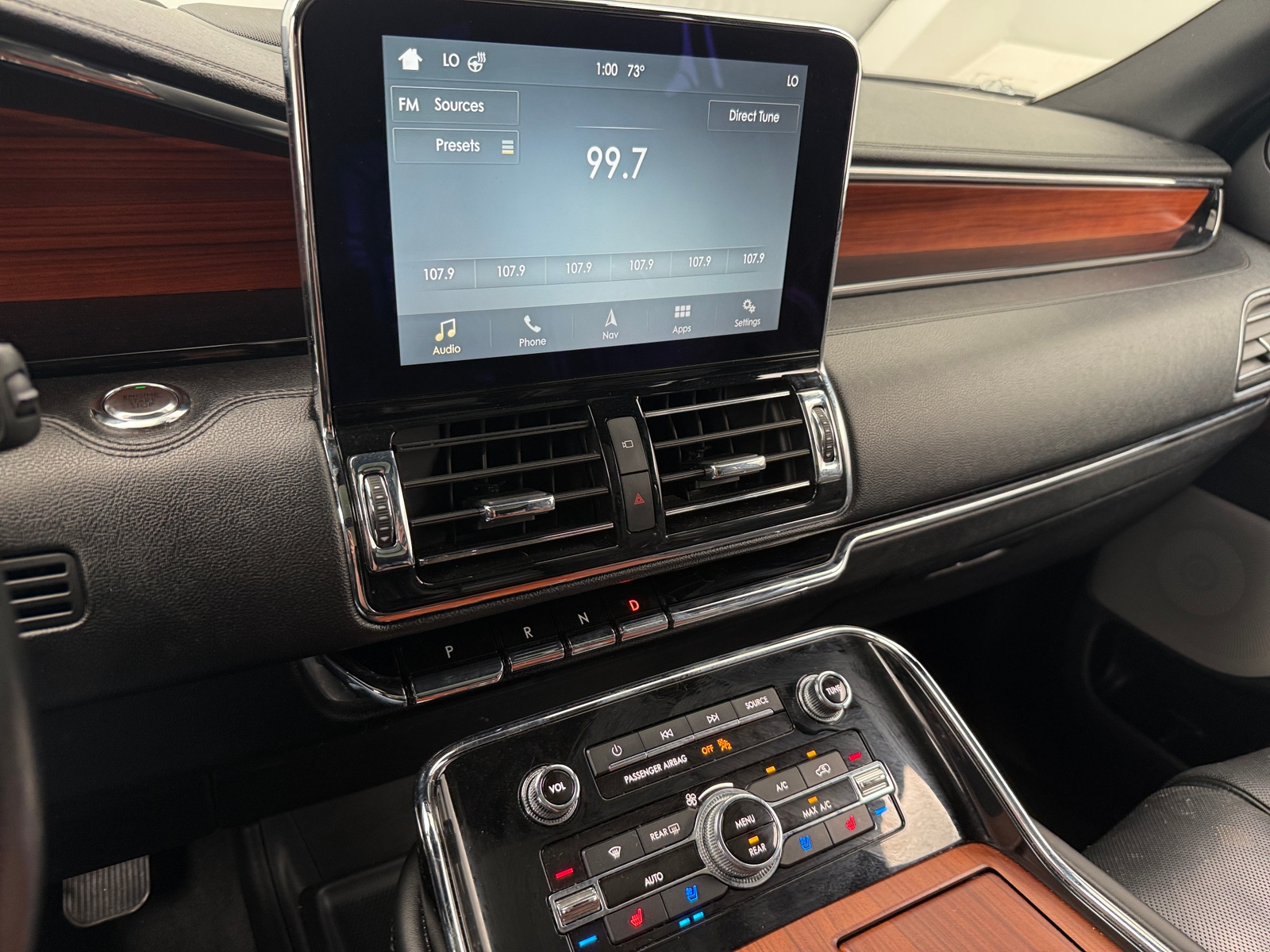 Thumbnail: 2019 Lincoln Navigator L - 3