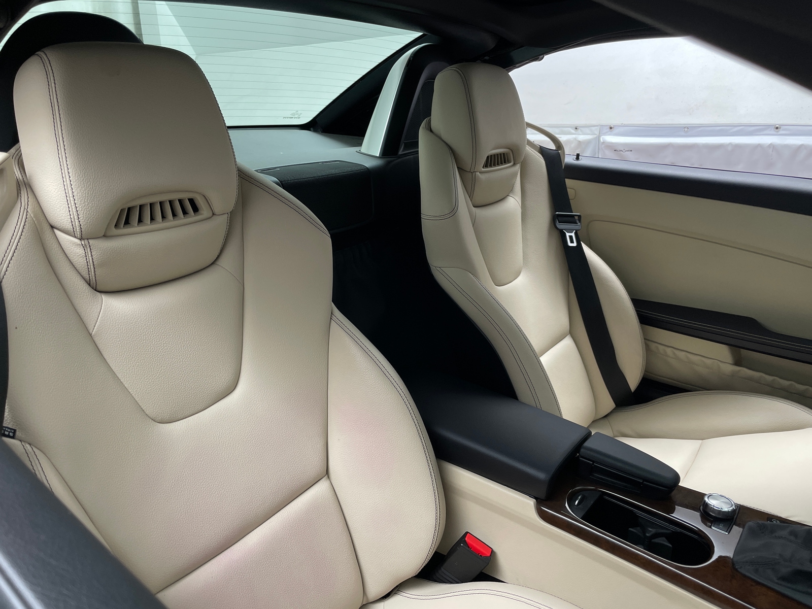 Thumbnail: 2015 Mercedes-Benz SLK - 2