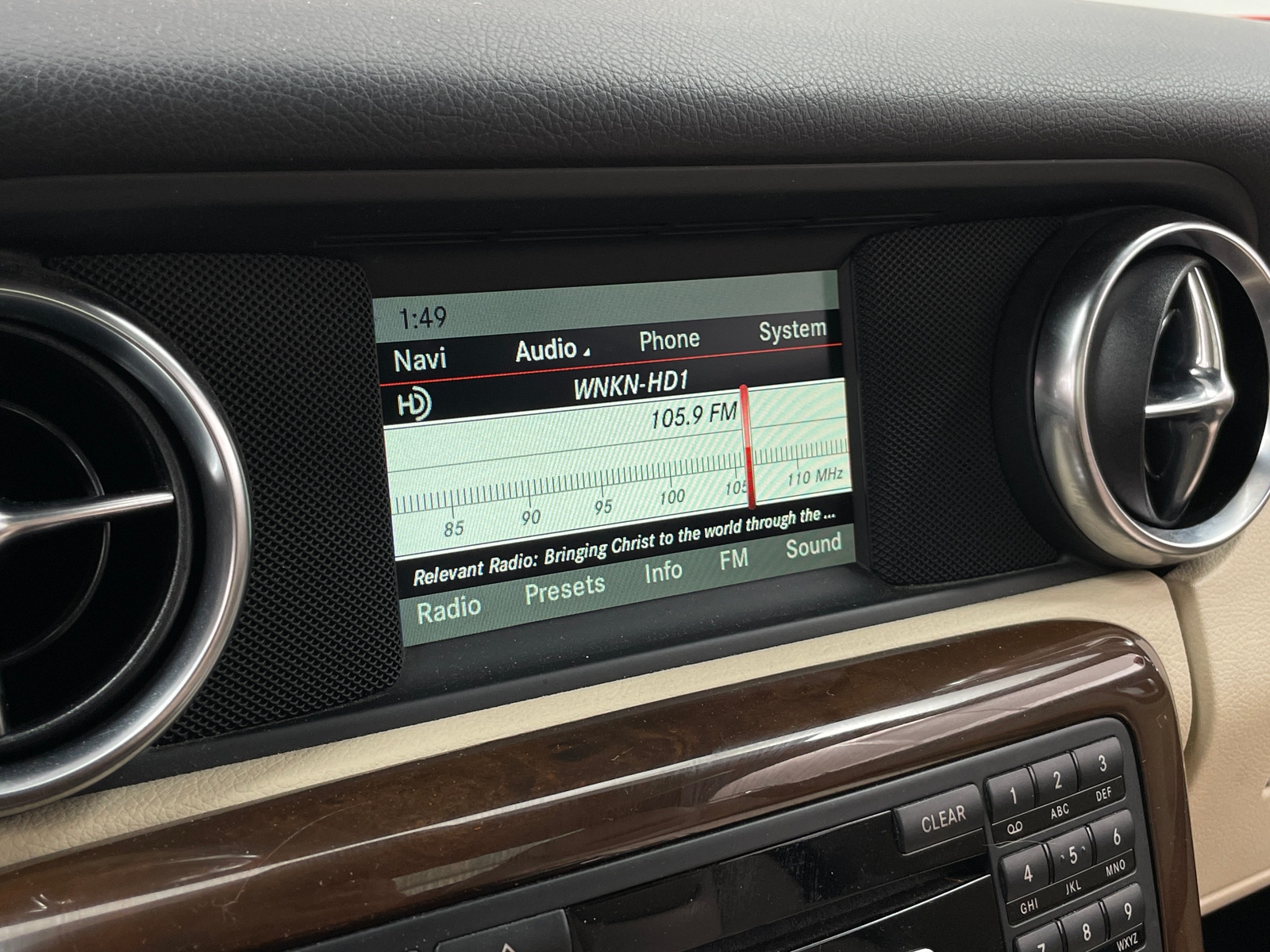 Thumbnail: 2015 Mercedes-Benz SLK - 4
