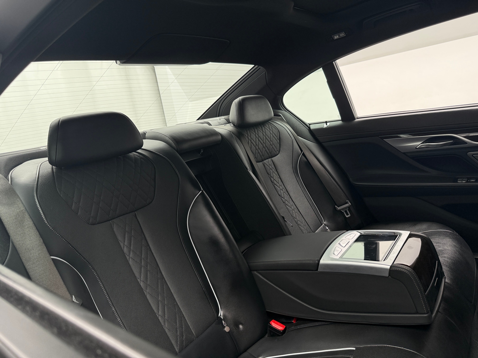 Thumbnail: 2017 BMW 7 Series - 5