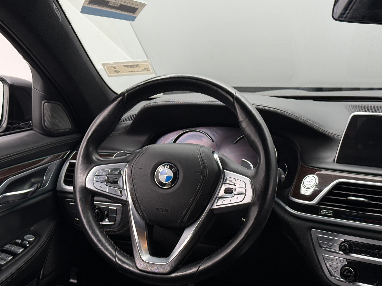 Thumbnail: 2017 BMW 7 Series - 4