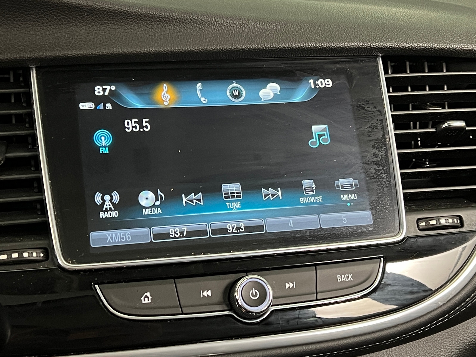 Thumbnail: 2019 Buick Encore - 3