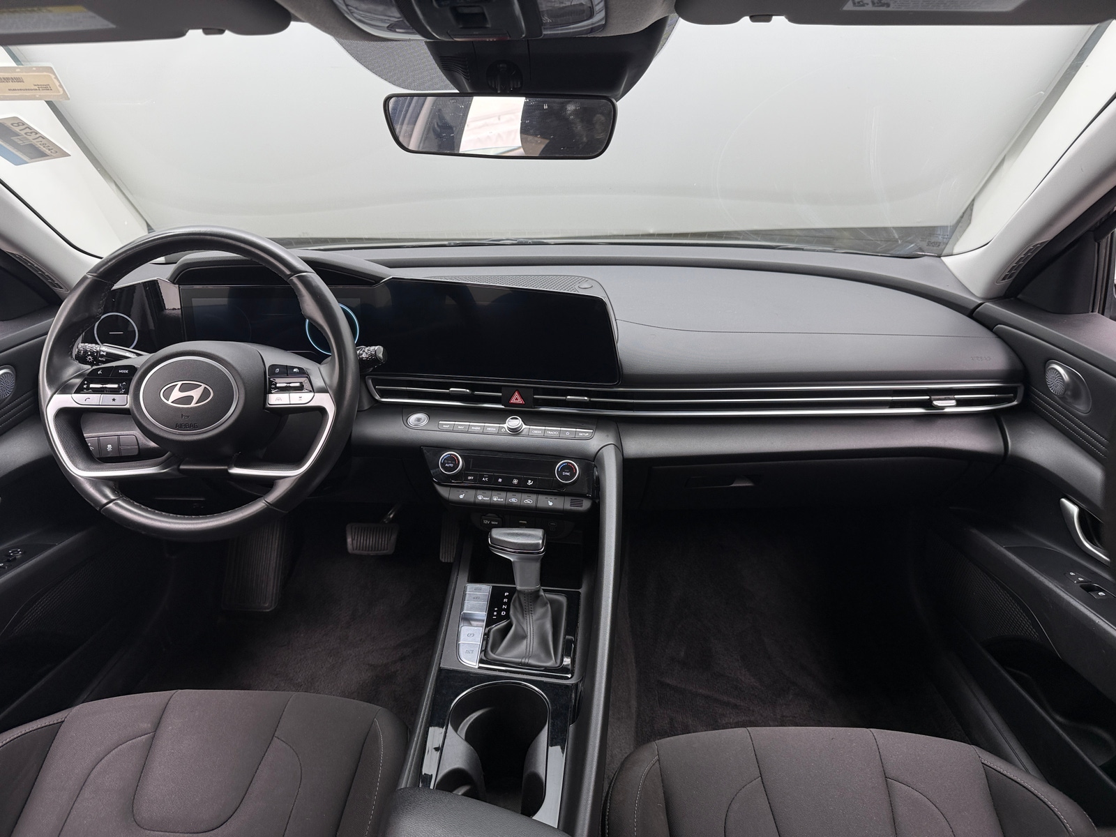 Thumbnail: 2025 Hyundai Elantra - 3
