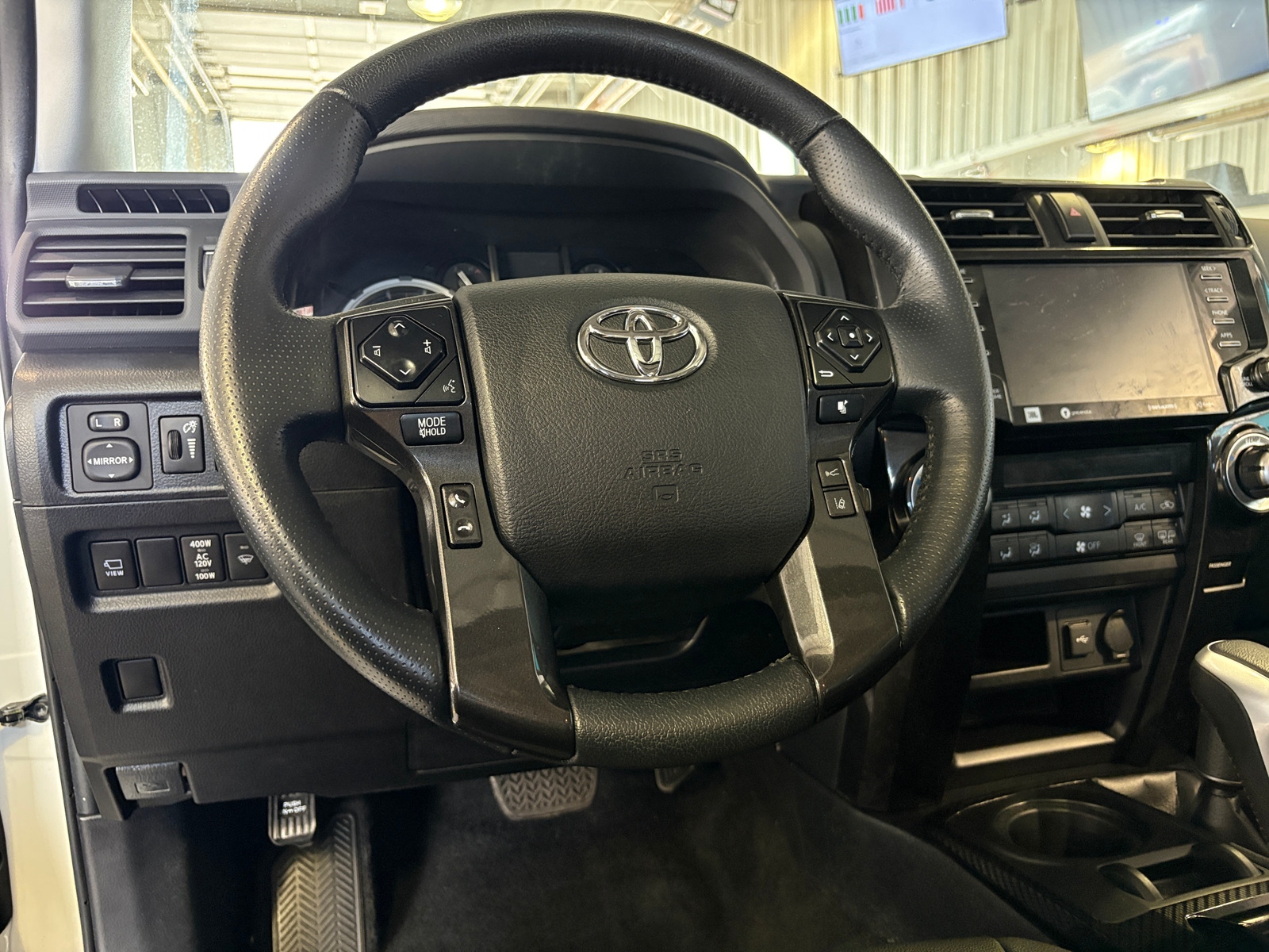 Thumbnail: 2023 Toyota 4Runner - 4