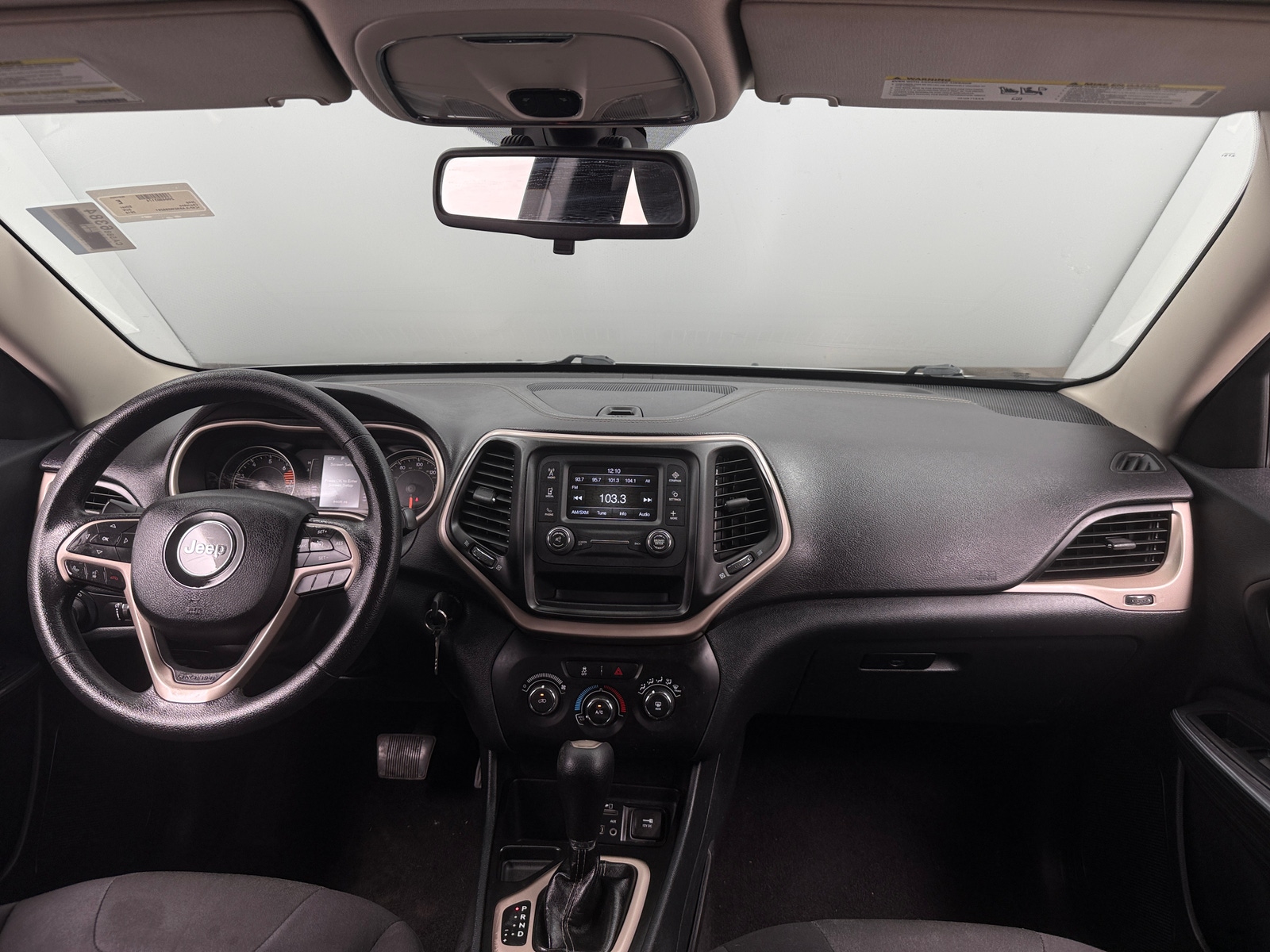 Thumbnail: 2016 Jeep Cherokee - 3