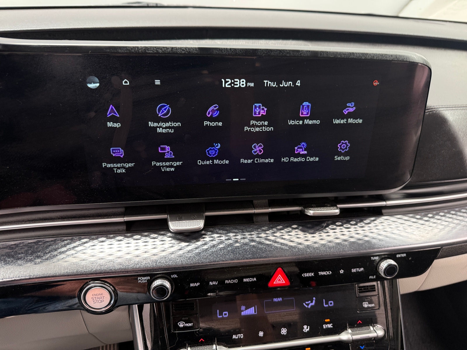 Thumbnail: 2023 Kia Carnival - 3