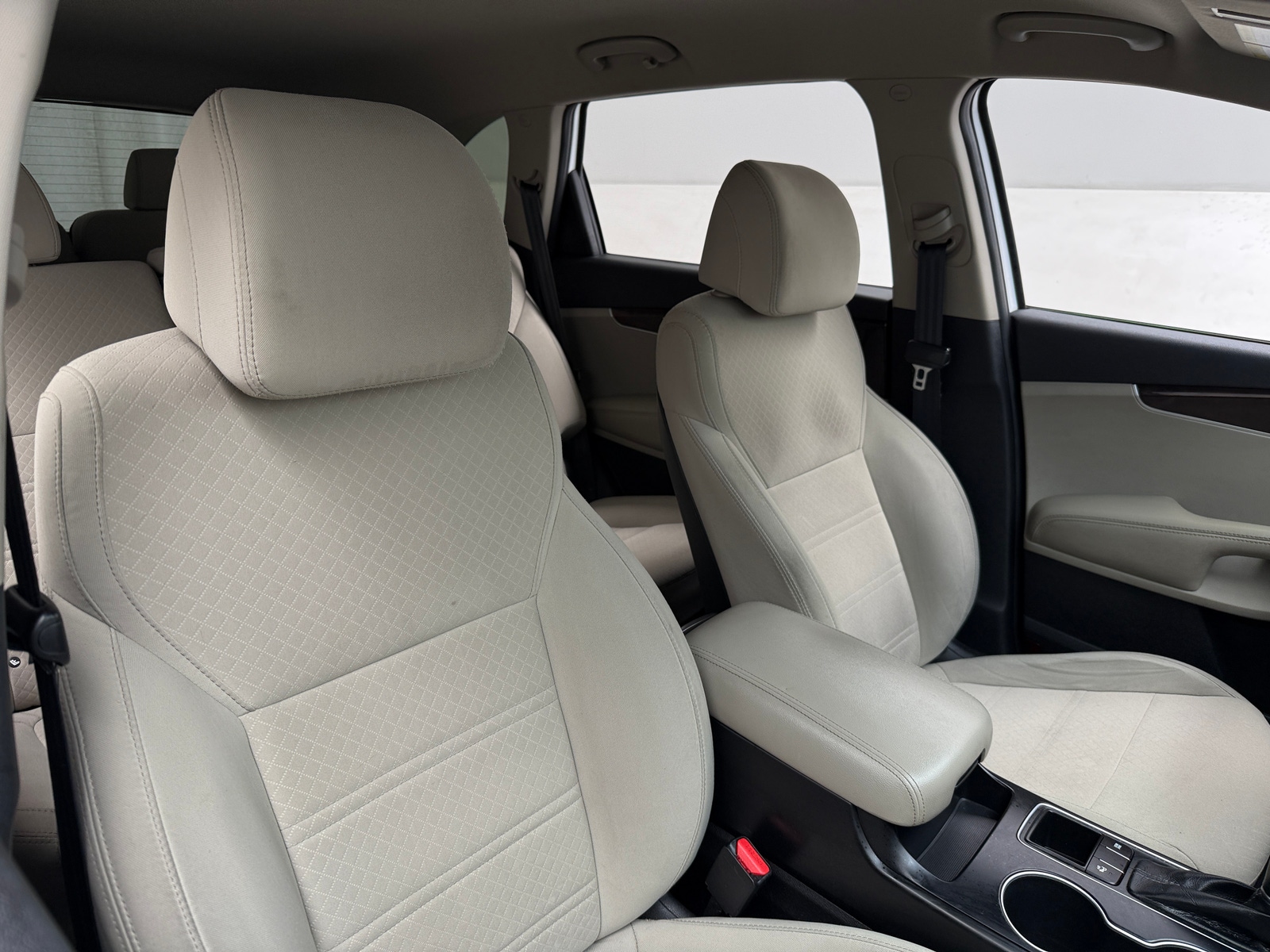 Thumbnail: 2017 Kia Sorento - 2