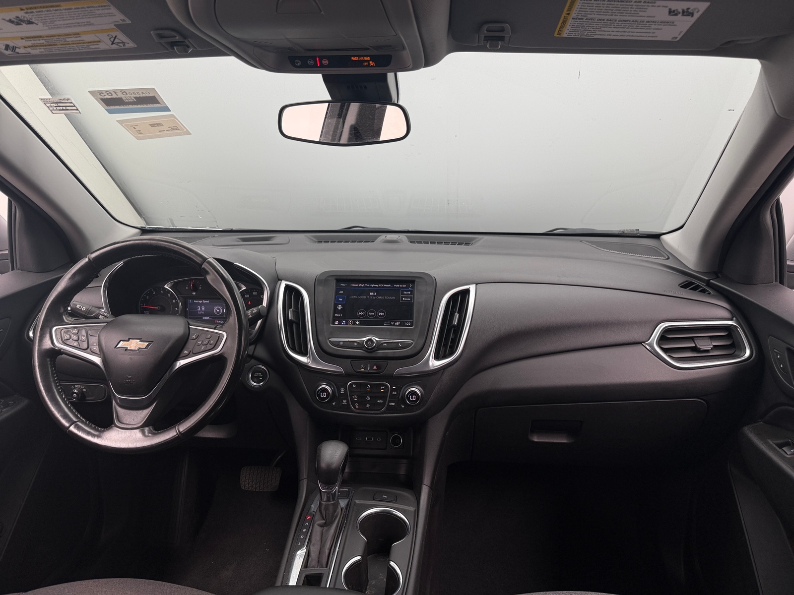 Thumbnail: 2022 Chevrolet Equinox - 3