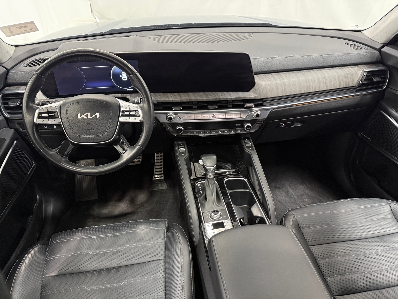 Thumbnail: 2023 Kia Telluride - 2