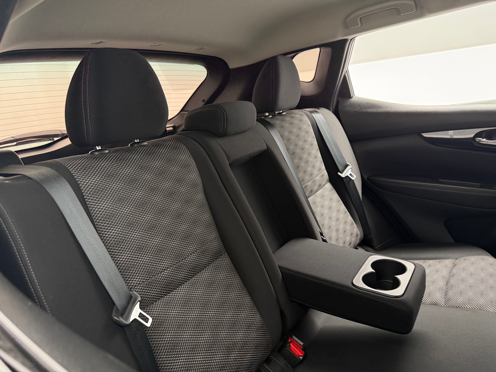 Thumbnail: 2019 Nissan Rogue Sport - 6