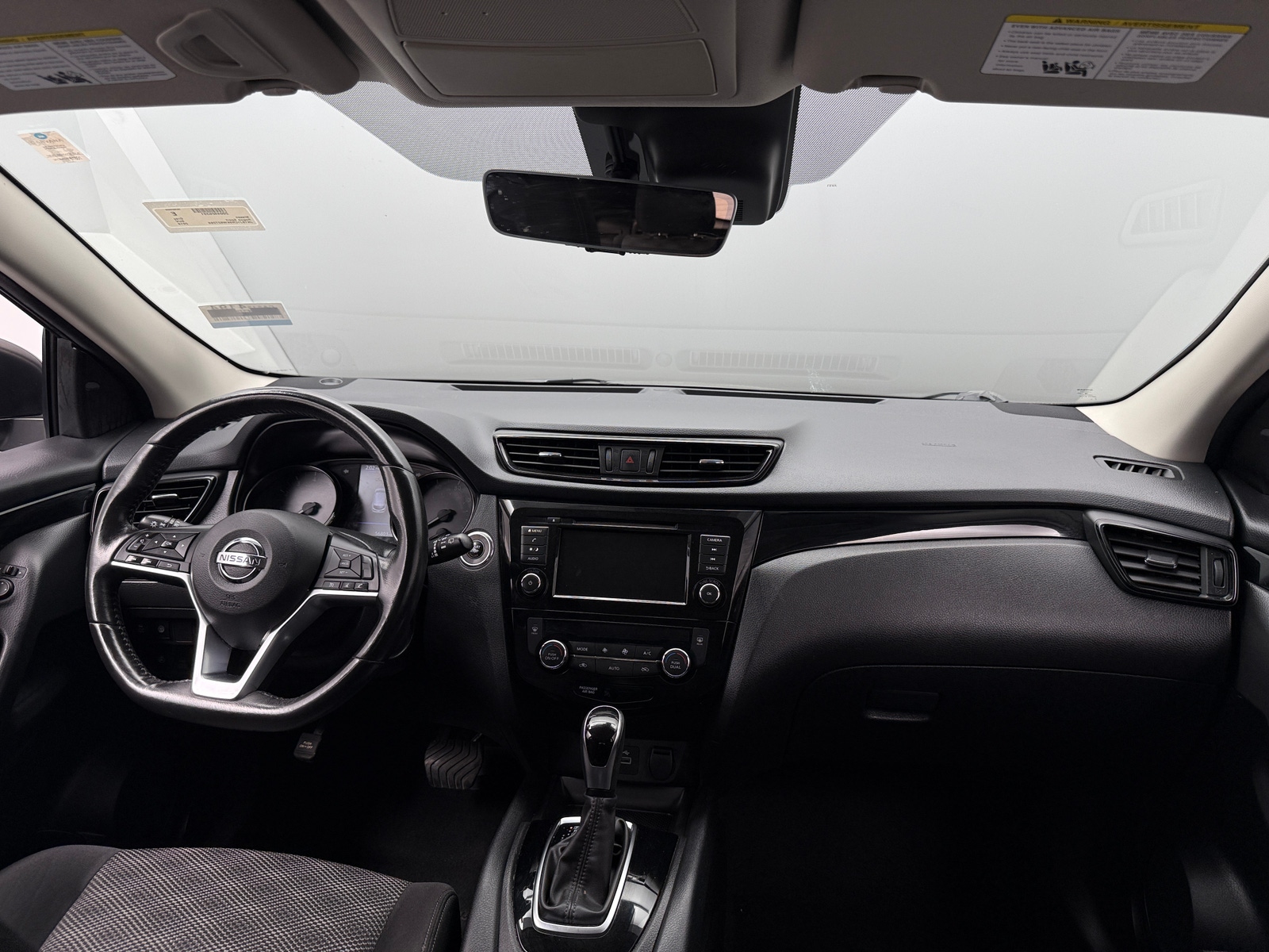Thumbnail: 2019 Nissan Rogue Sport - 3