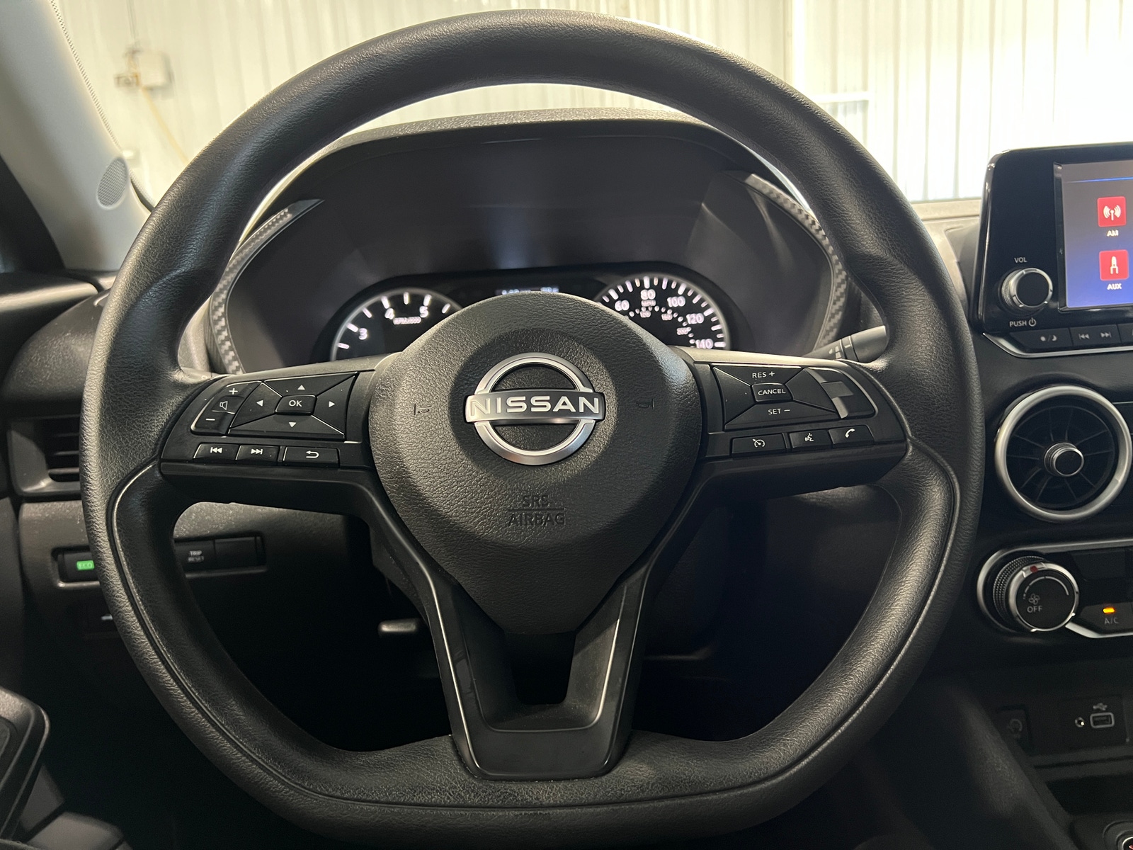 Thumbnail: 2025 Nissan Sentra - 5