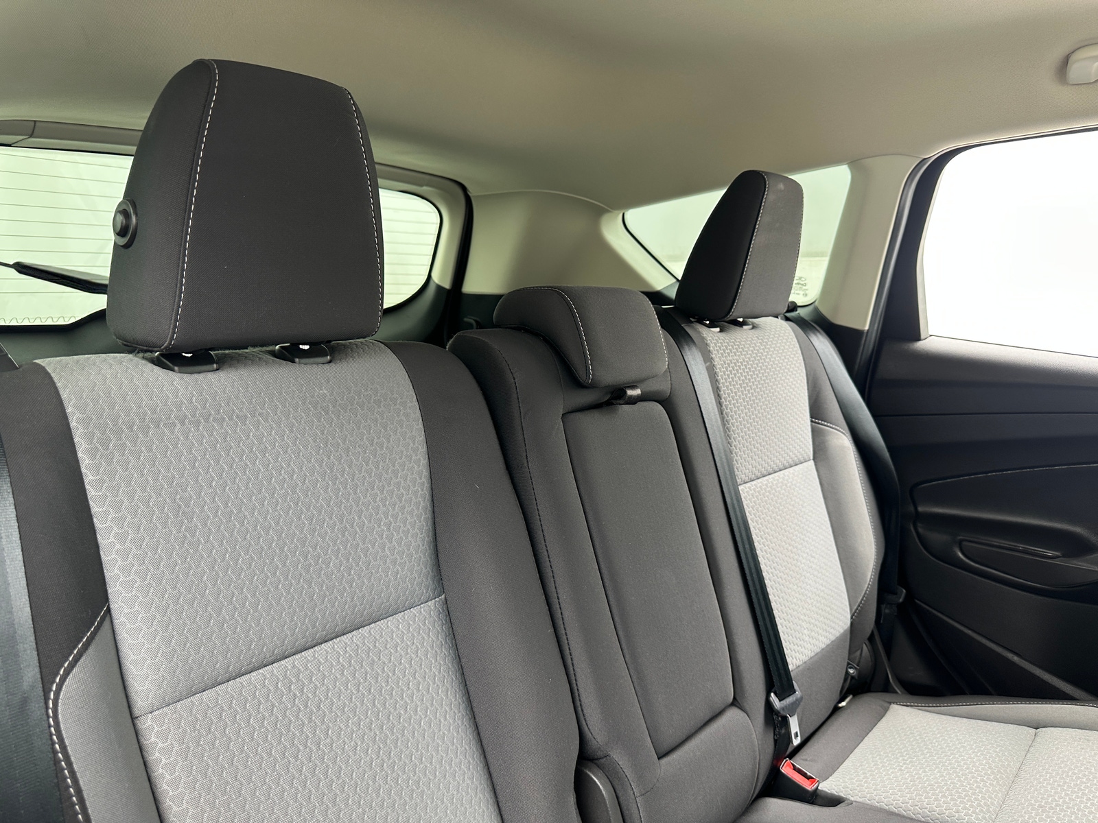 Thumbnail: 2019 Ford Escape - 6