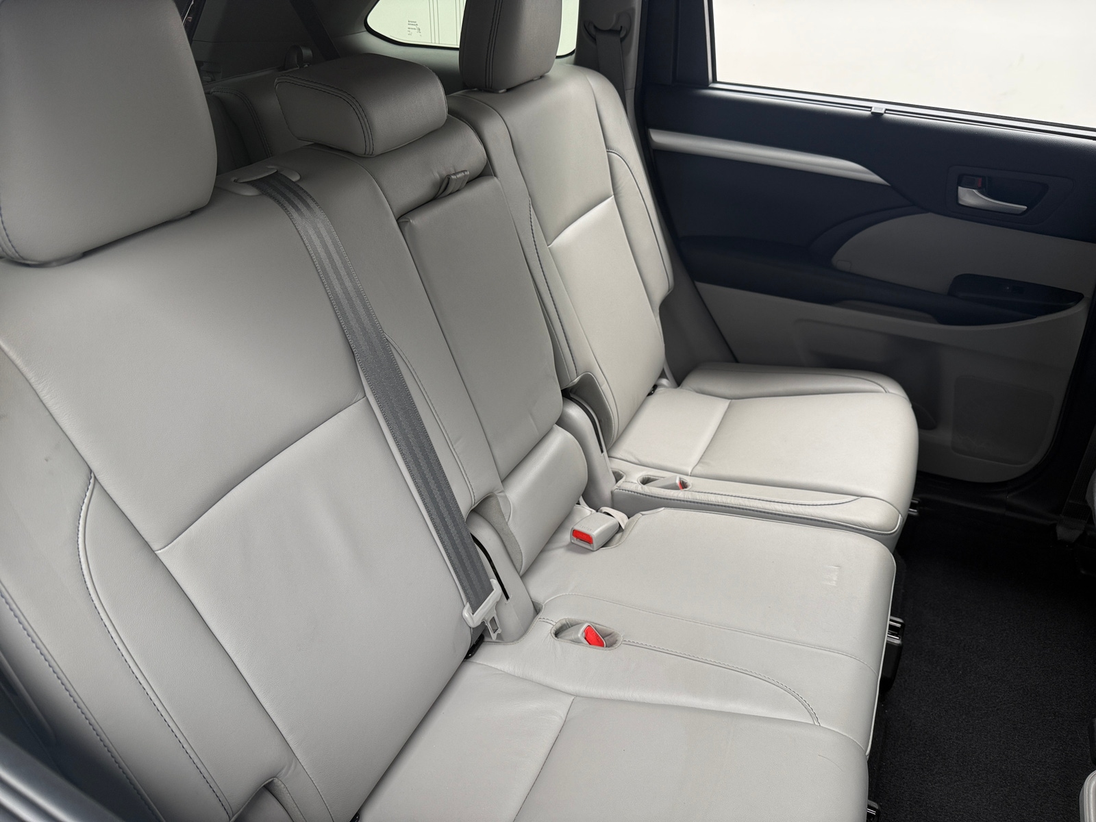 Thumbnail: 2018 Toyota Highlander - 5