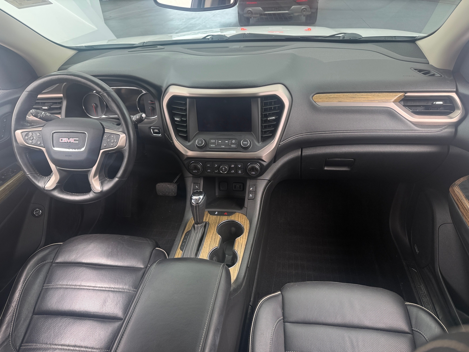 Thumbnail: 2017 GMC Acadia - 2