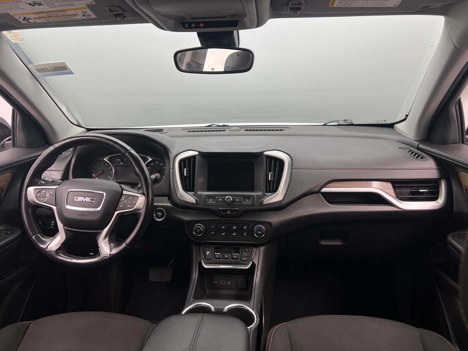 Thumbnail: 2020 GMC Terrain - 3