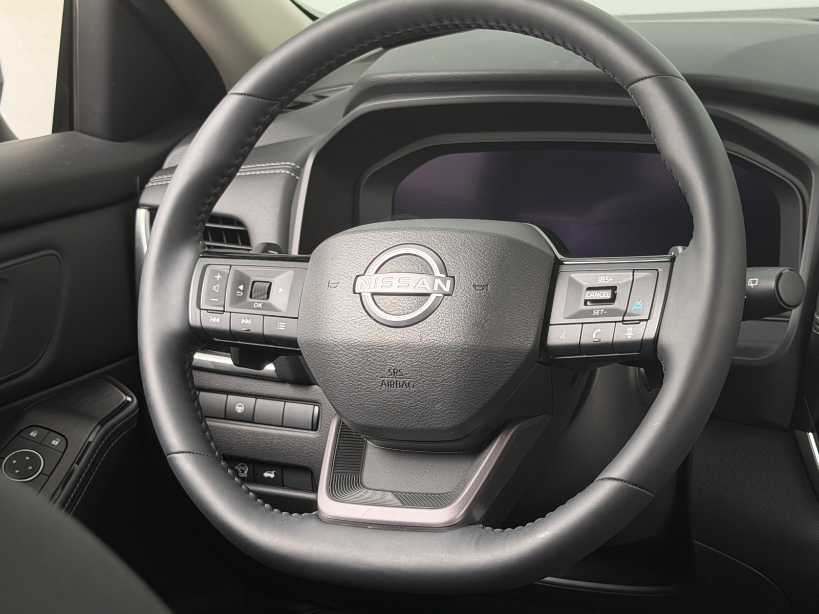 Thumbnail: 2025 Nissan Rogue - 4
