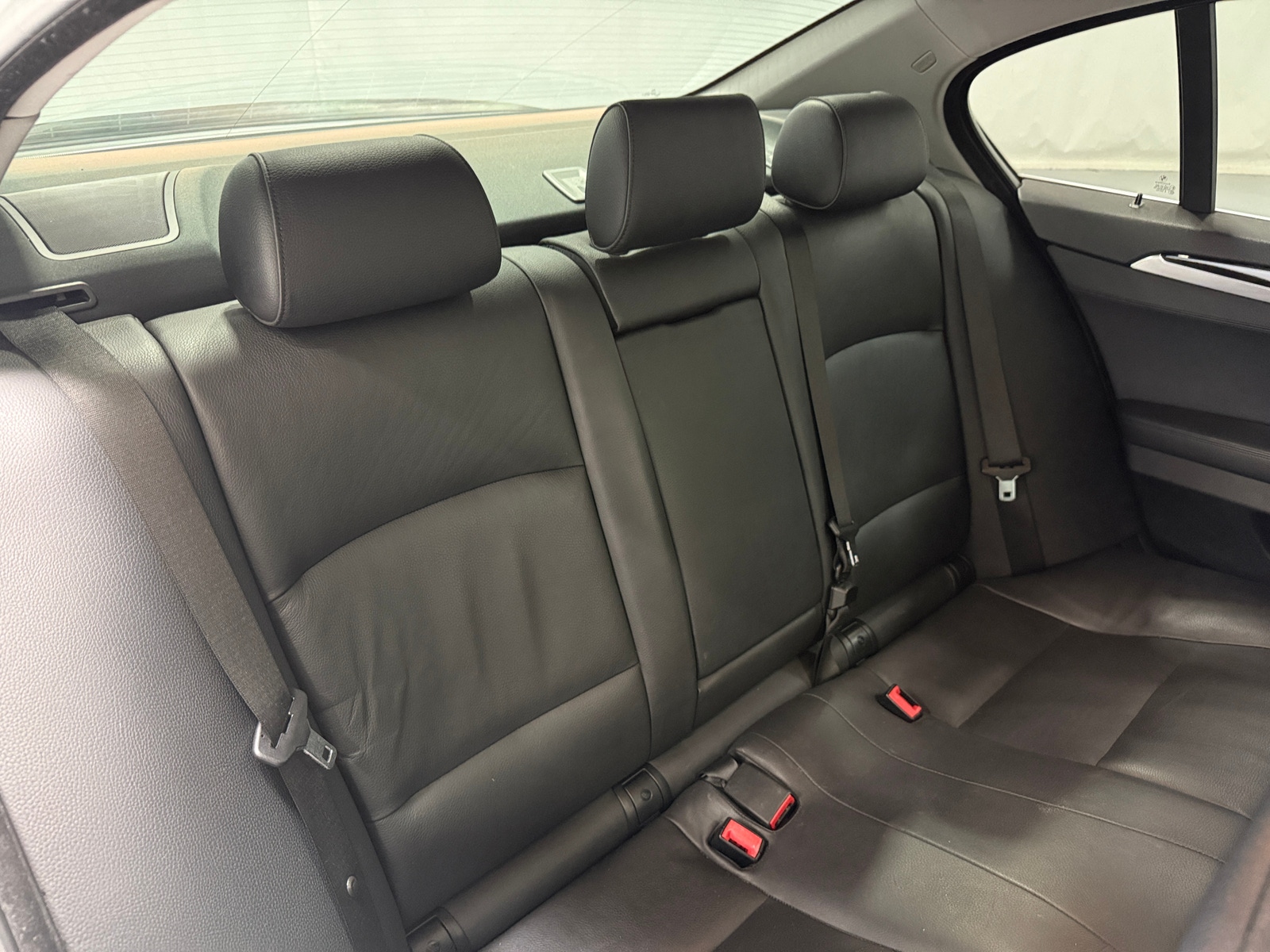 Thumbnail: 2013 BMW 5 Series - 5