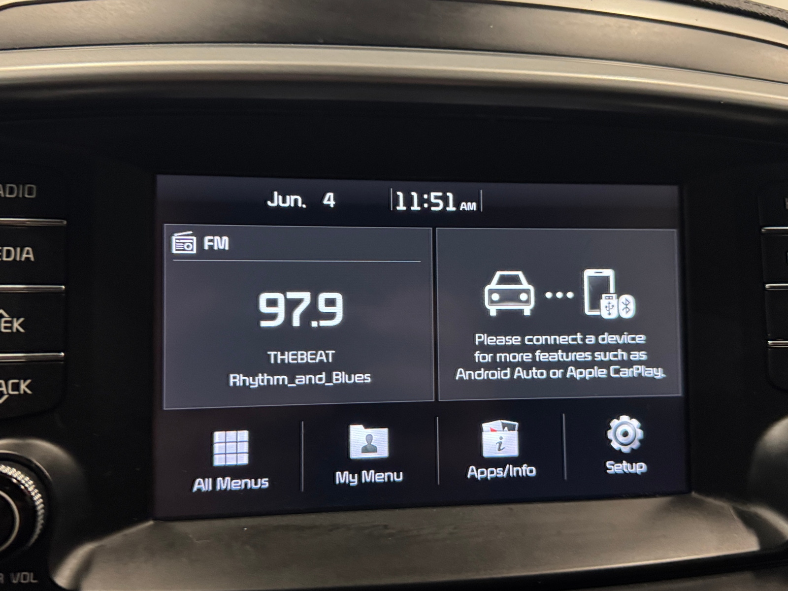 Thumbnail: 2020 Kia Sorento - 4