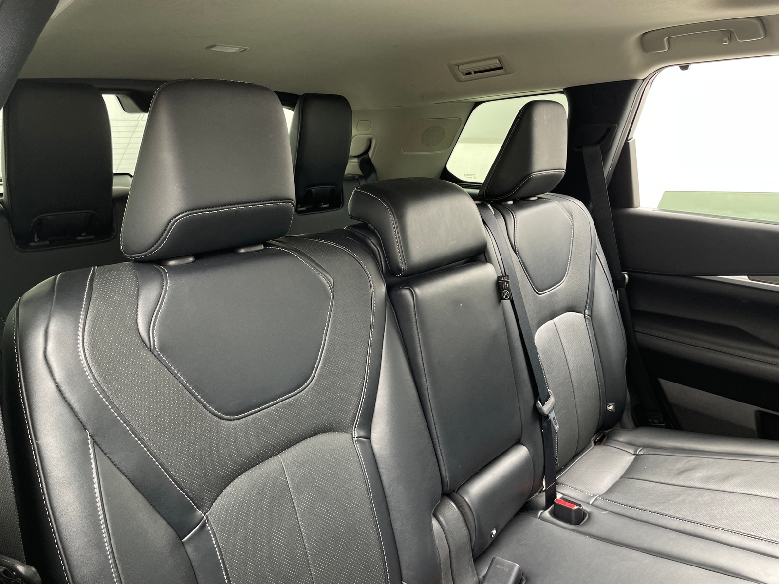 Thumbnail: 2023 INFINITI QX60 - 5